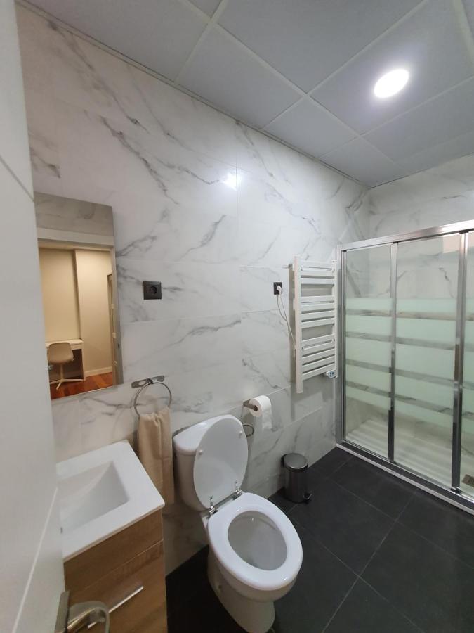 Cv33 Ostatua Hotell Bilbao Eksteriør bilde