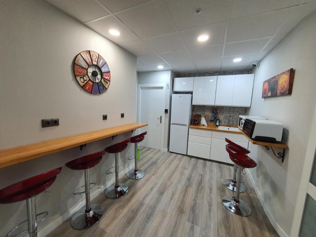 Cv33 Ostatua Hotell Bilbao Eksteriør bilde