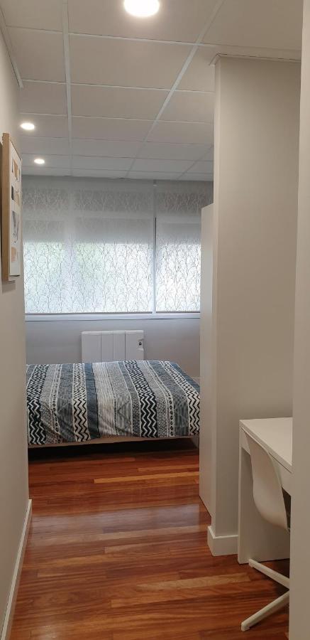 Cv33 Ostatua Hotell Bilbao Eksteriør bilde