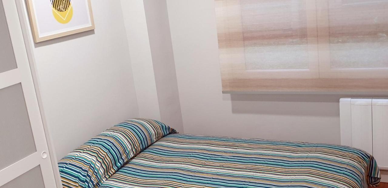 Cv33 Ostatua Hotell Bilbao Eksteriør bilde