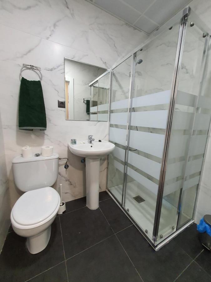 Cv33 Ostatua Hotell Bilbao Eksteriør bilde