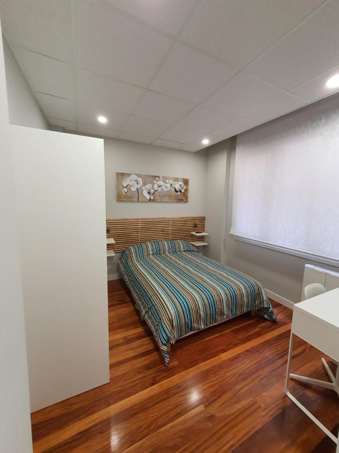 Cv33 Ostatua Hotell Bilbao Eksteriør bilde
