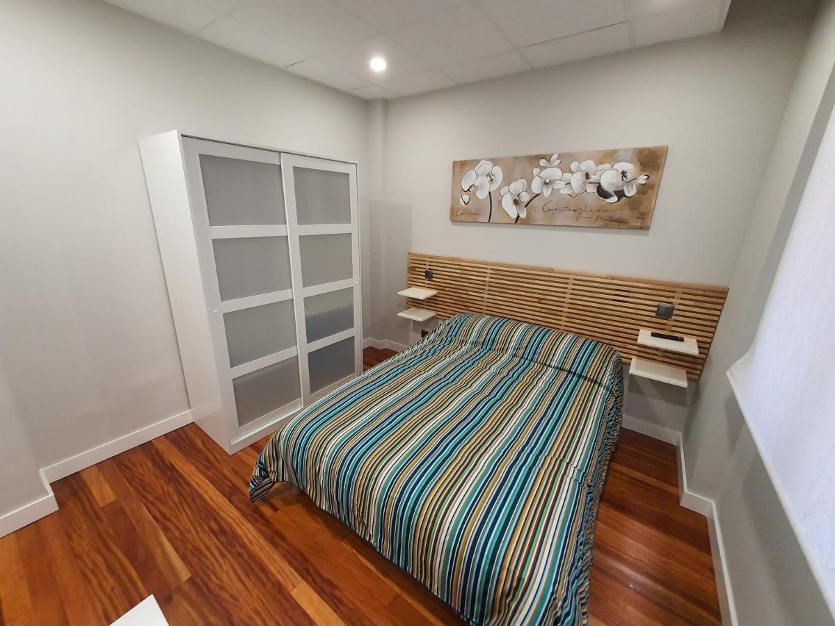 Cv33 Ostatua Hotell Bilbao Eksteriør bilde